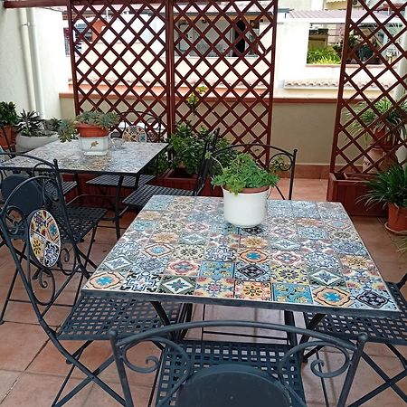 Bed and Breakfast A Casa Tua Affitti Brevi Ното Номер фото
